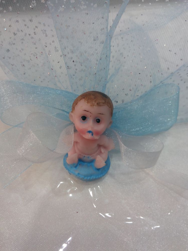 mavi biblo oturan bebek figürlü bebe şekeri